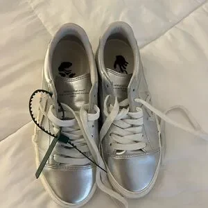 Off-White | Shoes | Off White Low Vulcanized Silver Sneaker